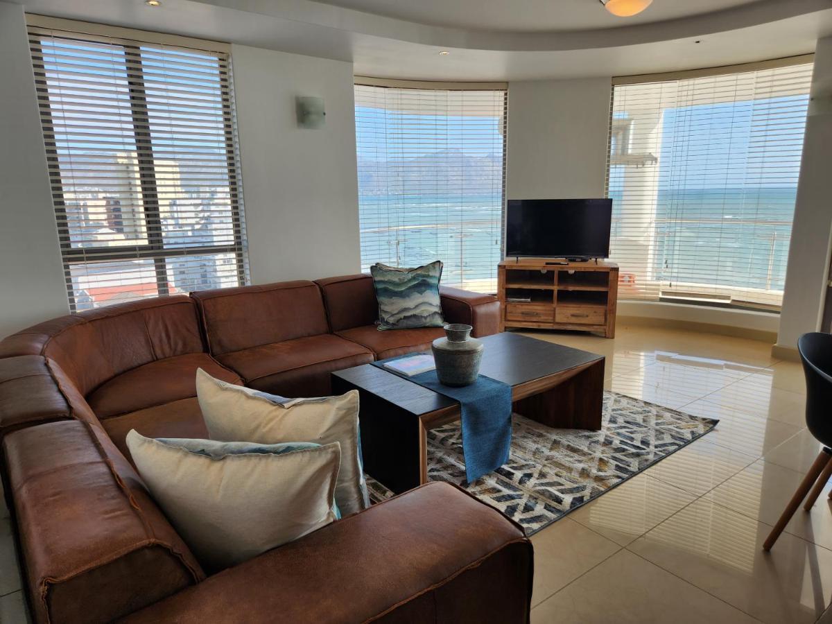 Hibernian Towers 1203 Apartment